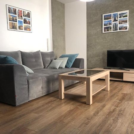 Apartament Lirowa Varsó Kültér fotó