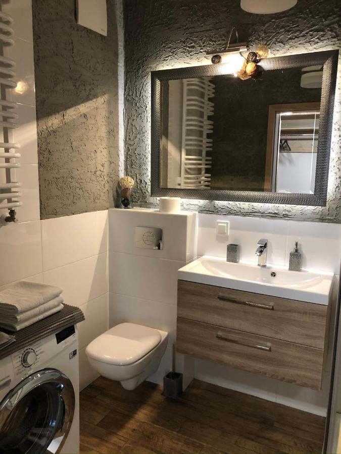Apartament Lirowa Varsó Kültér fotó
