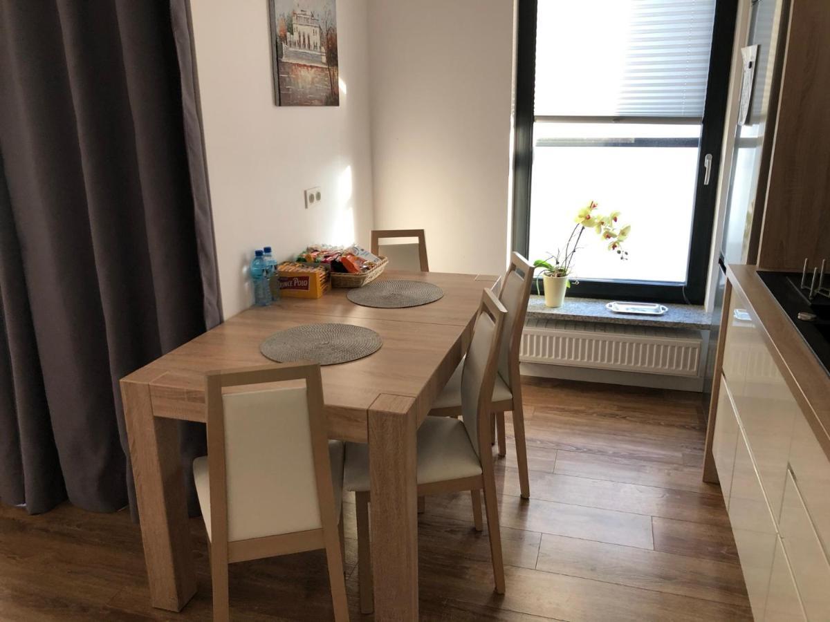 Apartament Lirowa Varsó Kültér fotó